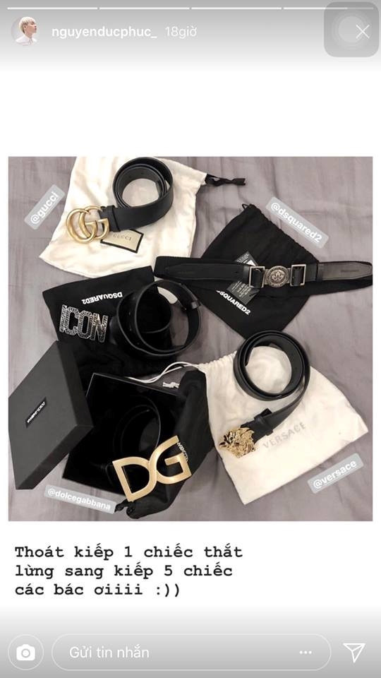 Những món đồ hàng hiệu với tổng giá trị hơn 70 triệu đồng từng được Đức Phúc khoe lên trang cá nhân.