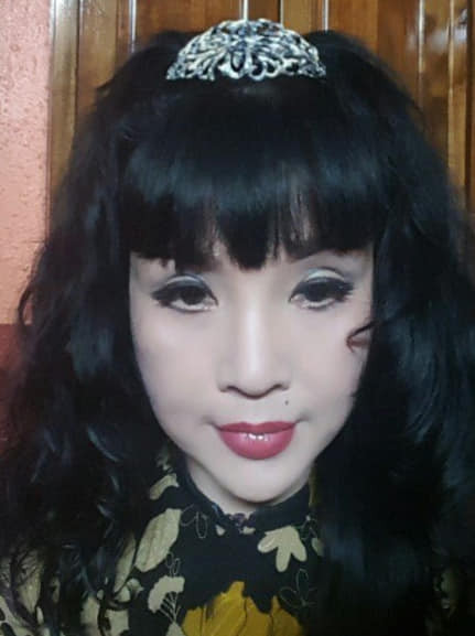 Tuy vậy không thể phủ nhận tuổi già không chừa một ai. Ở tuổi U60, NSND Lan Hương xuất hiện với nhan sắc khác lạ.