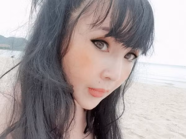 Hình ảnh gợi cảm mới đây nhất của nữ nghệ sĩ U60.