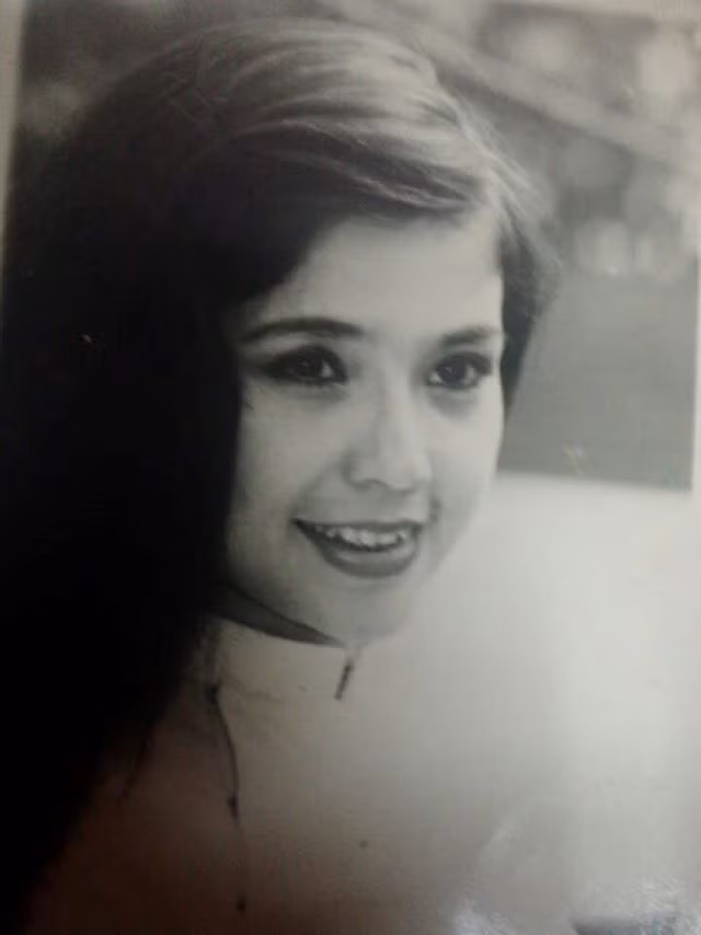 Thành công trong diễn xuất cùng với vẻ đẹp không đổi qua thời gian giúp nữ nghệ sĩ sinh năm 1963 được mệnh danh là "biểu tượng nhan sắc" của màn ảnh Việt.