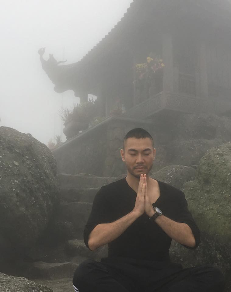 Trải qua biến cố, Doãn Tuấn dành thời gian rảnh rỗi hàng ngày để đọc sách về Phật pháp và thi thoảng ngồi thiền để duy trì sự lạc quan và niềm tin trong cuộc sống cũng như chuyện tình cảm.