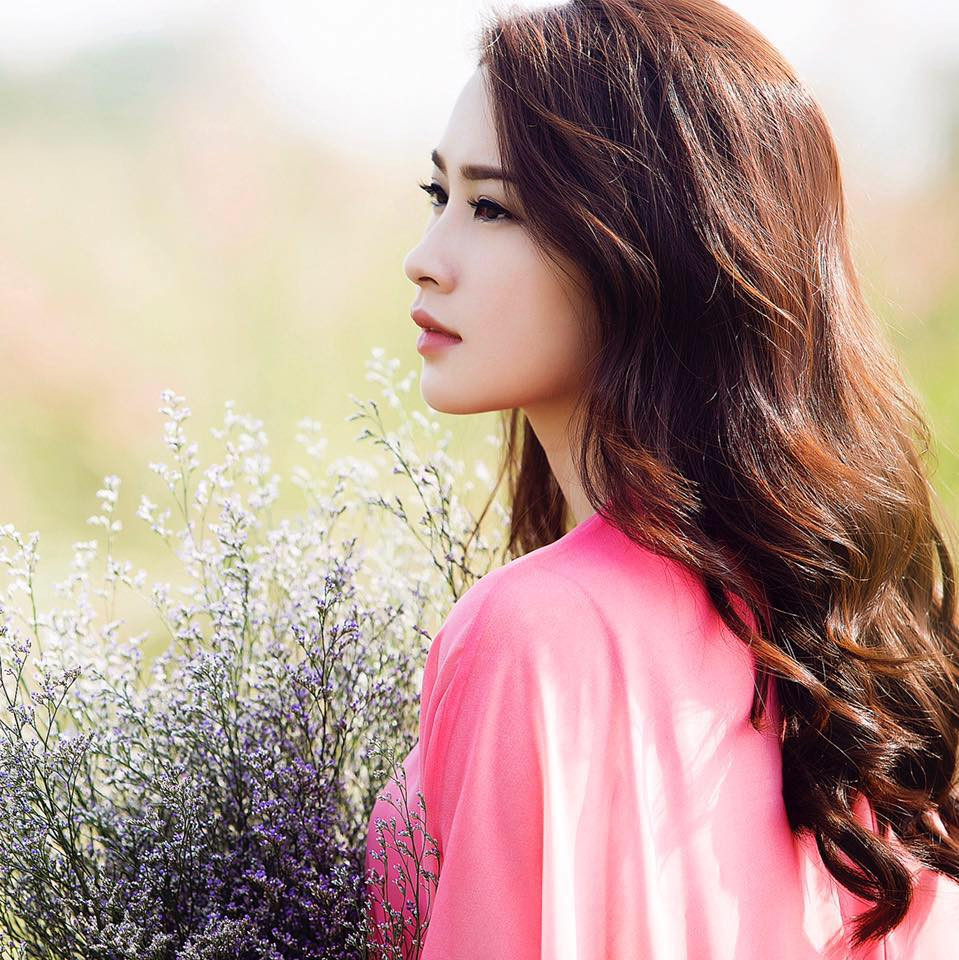 Sau những lần bị "ném đá", Thu Thảo dường như cẩn trọng hơn trong từng phát ngôn, để tránh bị cộng đồng mạng hiểu lầm hay suy diễn.