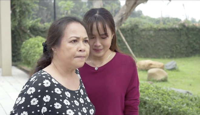 Dù gây bức xúc là thế nhưng "mẹ chồng" Thanh Quý vẫn chưa bao giờ khiến người hâm mộ phải thất vọng vì khả năng diễn xuất của bà trong suốt mấy chục năm trong nghề.