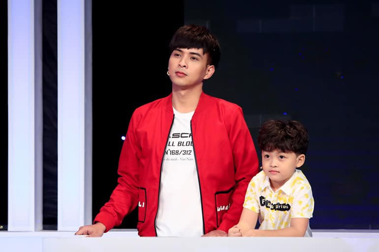 Nam ca sĩ đã biết nhận ra lỗi lầm và sửa chữa, để có một Hồ Quang Hiếu thành công của hiện tại.