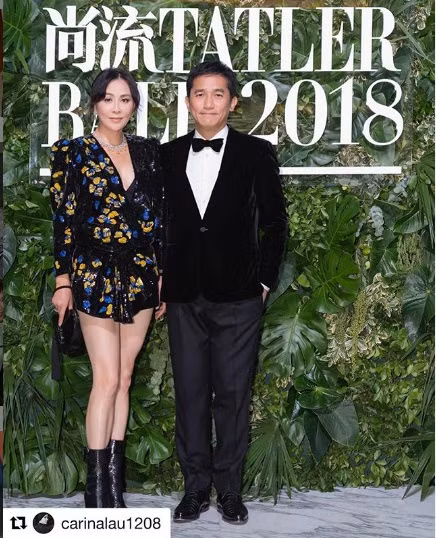 Trên trang cá nhân của mình, Lưu Gia Linh thường xuyên đăng ảnh hạnh phúc bên ông xã. Cả hai thường xuyên đi du lịch và mua sắm.