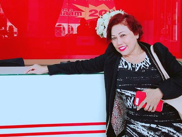 Dù cuộc sống còn nhiều khó khăn nhưng Siu Black lại cảm thấy hài lòng với cuộc sống hiện tại, ngày ngày trồng rau, nuôi heo.