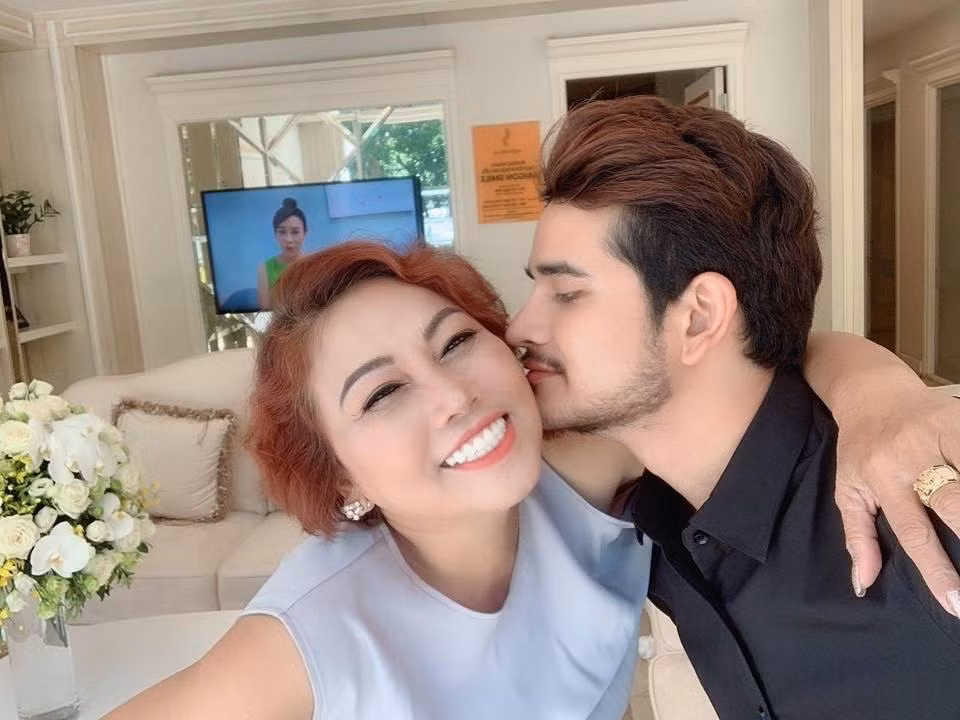 Soi cuoc song cua Siu Black trong thoi gian “o an” vi no nan-Hinh-3