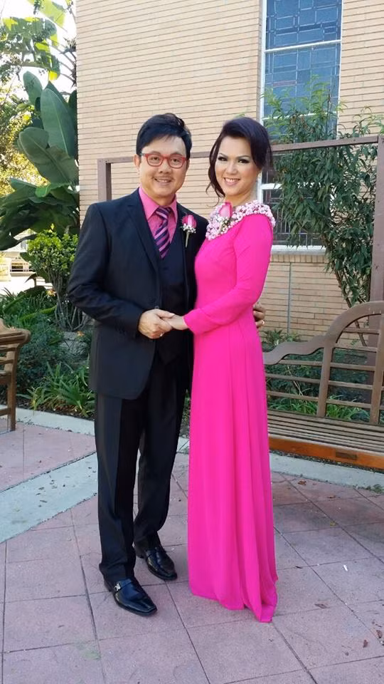 Dù trải qua cuộc hôn nhân hơn 30 năm, sống cách nhau nửa vòng trái đất nhưng Chí Tài - Phương Loan chưa bao giờ hết yêu.