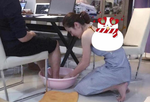 “A hau rua chan cho chong” duoc ong xa tang 3 chiec nhan kim cuong-Hinh-2