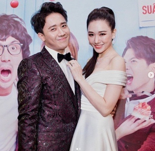 Dễ nhận thấy kể từ sau khi kết hôn, bà xã Trấn Thành dần thay đổi hình tượng lẫn phong cách ăn mặc, trưởng thành và quyến rũ hơn.