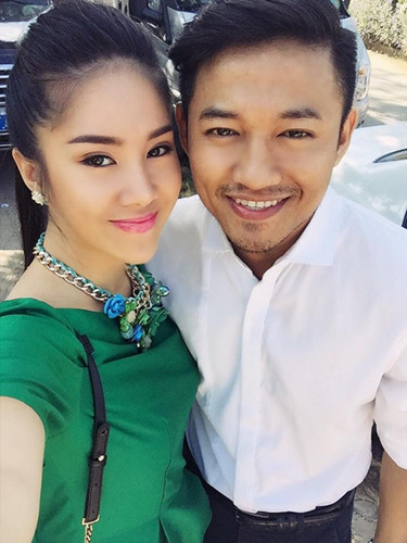 Quý Bình từng hẹn hò Lê Phương khi cả hai còn là sinh viên. Cặp đôi tái hợp sau khi Lê Phương ly hôn Quách Ngọc Ngoan nhưng sau đó lại chia tay. Lê Phương đã tìm được bến đỗ hạnh phúc.