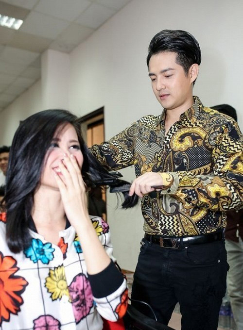 Tình yêu lâu bền mà cặp đôi đẹp nhất nhì làng giải trí Việt có được chính là nhờ sự chân thành, thấu hiểu và luôn quan tâm đến nhau... Ảnh: Saostar.