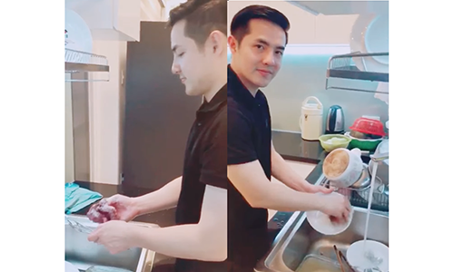 "Bạn trai quốc dân" còn không ngần ngại xắn tay rửa bát, làm việc nhà giúp Đông Nhi khi cô bị mệt.