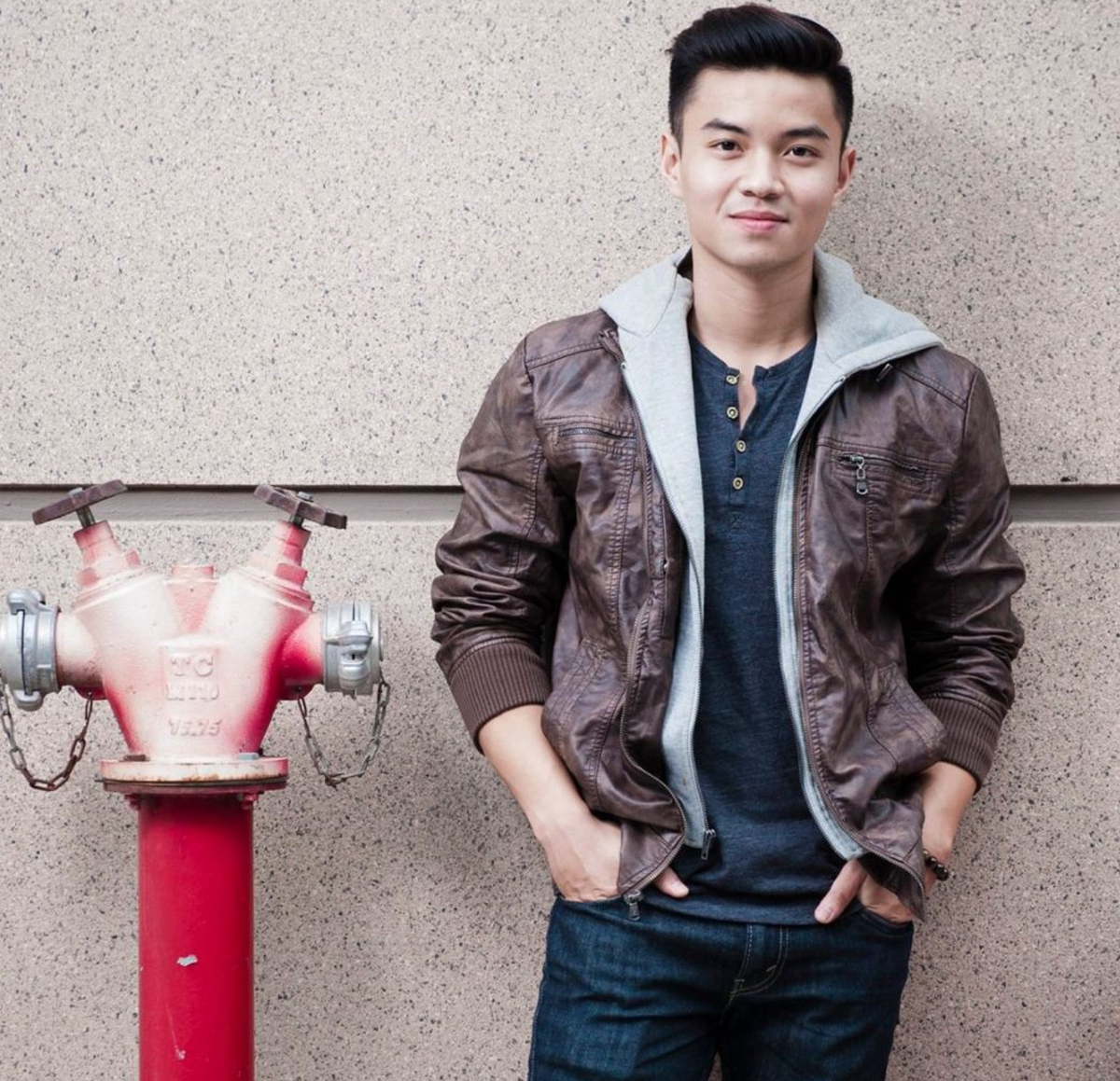 Được biết, "tình tin đồn" của Yến Trang tên là Trần Trung Hiếu. Anh sở hữu ngoại hình khá bảnh bao.