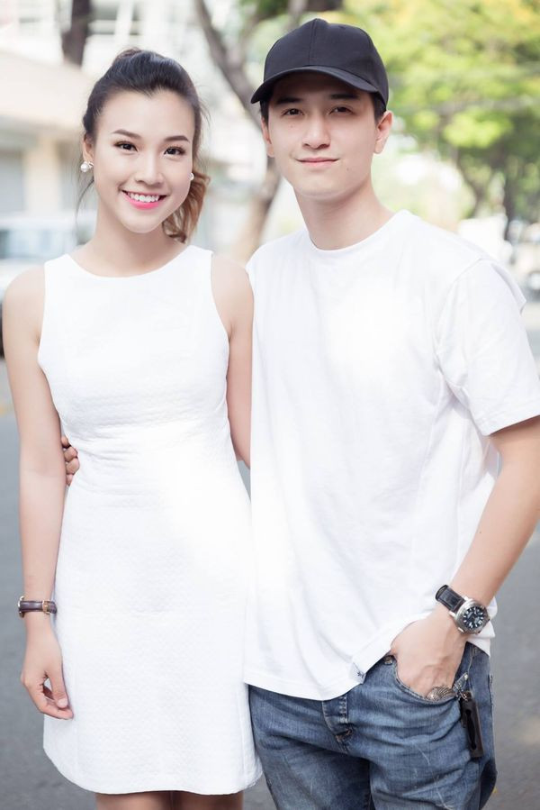 Tuy vậy, nữ MC xinh đẹp cho rằng, đôi khi sự ngẫu hứng của Huỳnh Anh đi quá mức và xảy ra những điều không đáng có. Cô mong thời gian tới, Huỳnh Anh sẽ điều chỉnh hoặc tìm người cộng sự để bù đắp khuyết điểm của mình.