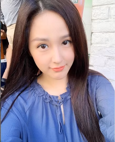 Than thở nhiều là thế nhưng Hoa hậu Mai Phương Thúy từng chia sẻ trên báo rằng, bây giờ cô thoải mái với cân nặng của mình hơn vì không phải lo giữ ngoại hình để kiếm nhiều tiền từ showbiz nữa. Ảnh: Instagram nhân vật.