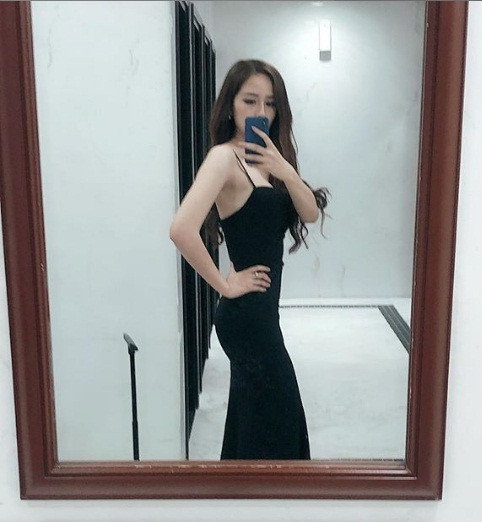 "Thân hình này xa xôi vạn dặm", nàng hậu ao ước lấy lại vóc dáng hoàn hảo như trước.