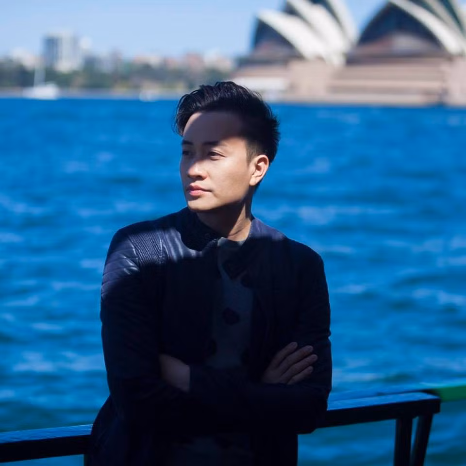 Chọn cách giữ im lặng, Lương Mạnh Hải gần như hạn chế các hoạt động trong showbiz suốt 3 năm trở lại đây. Ngoài xuất hiện với vai trò là MC truyền hình, Lương Mạnh Hải dành thời gian ấp ủ những dự án phim.