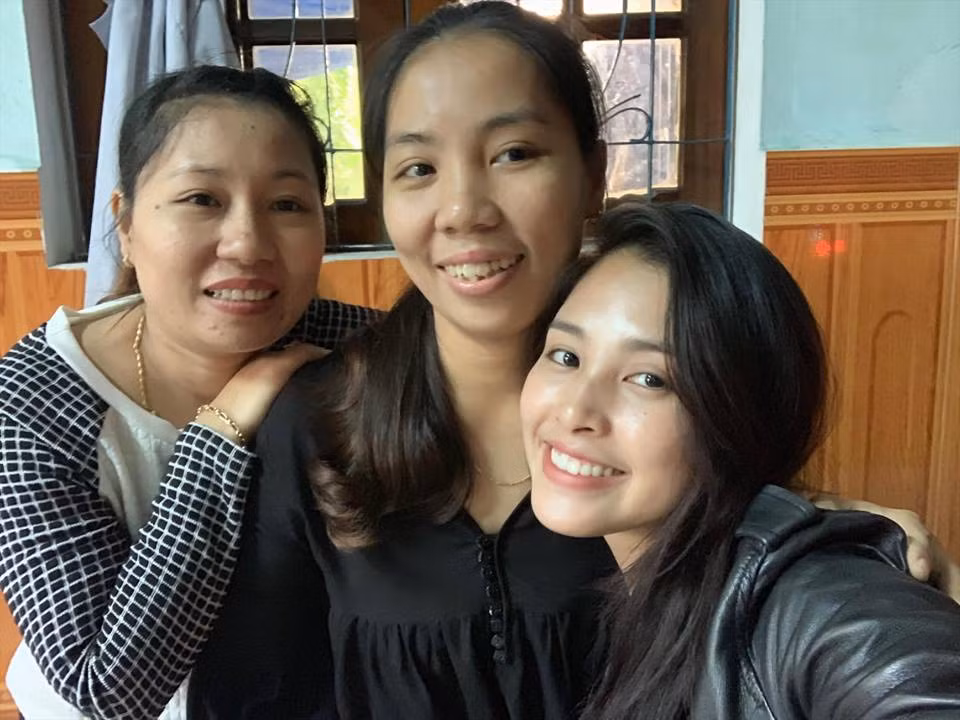 Hoa hậu Việt Nam 2018 thường xuyên để mặt mộc và tự tin với vẻ đẹp tự nhiên của mình.