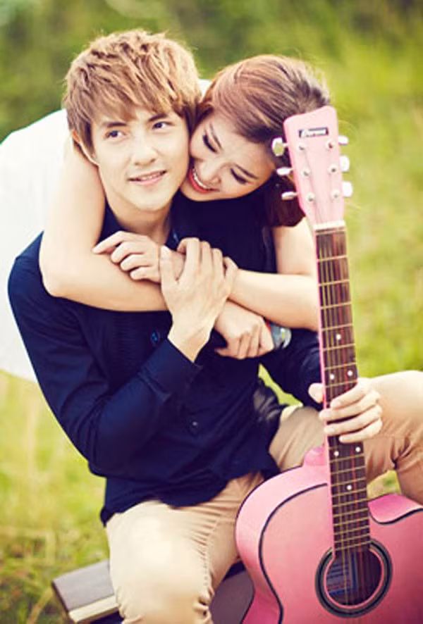 Từng bị cho là mang chuyện tình cảm ra để đánh bóng tên tuổi nhưng qua thời gian, Đông Nhi - Ông Cao Thắng chứng minh được tình yêu đẹp, chân thành và bền chặt mà cả hai dành cho nhau.