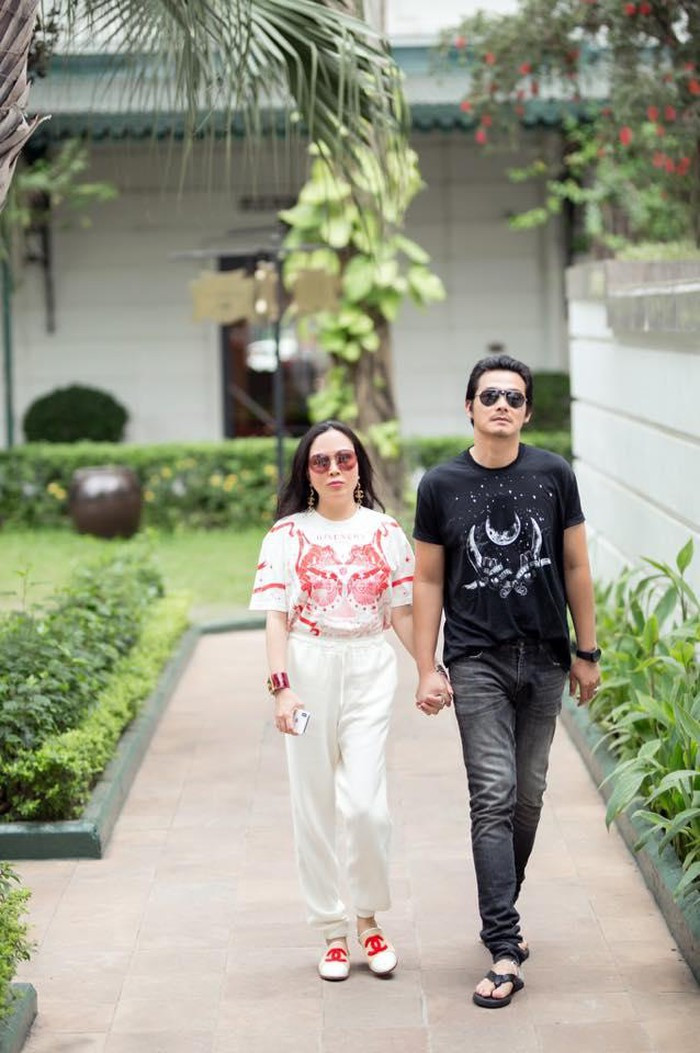 Dù hơn Quách Ngọc Ngoan 7 tuổi nhưng Phượng Chanel vẫn được nhận xét là đôi lứa xứng đôi khi sánh vai cùng "chồng" trẻ điển trai.