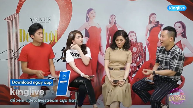 Trong buổi talkshow trước thềm Đêm hội chân dài 12, Vũ Khắc Tiệp cũng khiến khán giả và các khách mời của chương trình phải bất ngờ khi "lỡ miệng" tiết lộ rằng: "Ngọc Trinh năm nay có baby này!" Trước chia sẻ của ông bầu, Ngọc Trinh vội phủ nhận thông tin này và nhanh chóng xin chuyển chủ đề của buổi trò chuyện.
