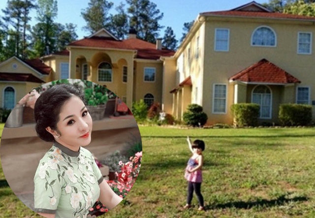 Dù định cư tại Mỹ trong một căn biệt thự khang trang nhưng nữ danh hài thường xuyên về nước biểu diễn.