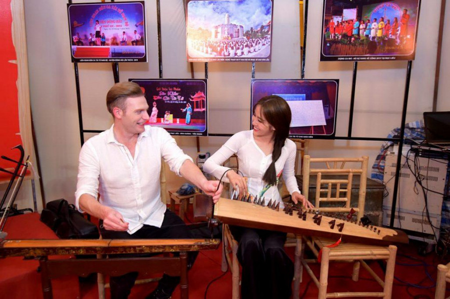 Trước những lời đồn đoán Kyo York yêu Nam Em, hiên nam chưa lên tiếng xác nhận.