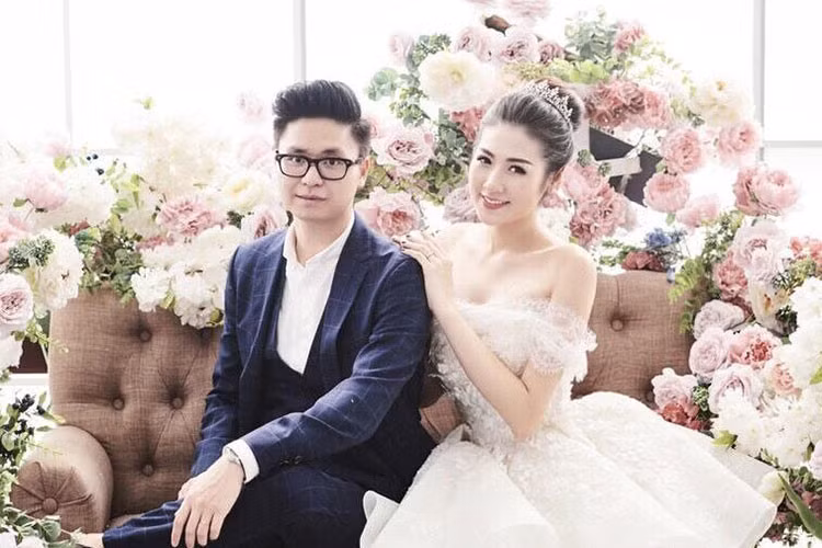 Nàng á hậu sinh năm 1993 hiện đã yên bề gia thất và sinh con cho chồng thiếu gia.