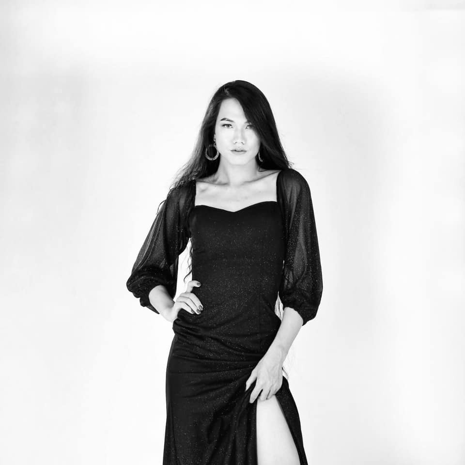 Dù biết thể lệ của cuộc thi quy định thí sinh phải chưa qua giải phẫu thẩm mỹ hoặc chuyển đổi giới tính nhưng Bolo Nguyễn Lâm vẫn đến với cuộc thi với mong muốn khẳng định bản thân và thể hiện trái tim dũng cảm như đúng tinh thần của cuộc thi. Ảnh: Hoàng Đạt.