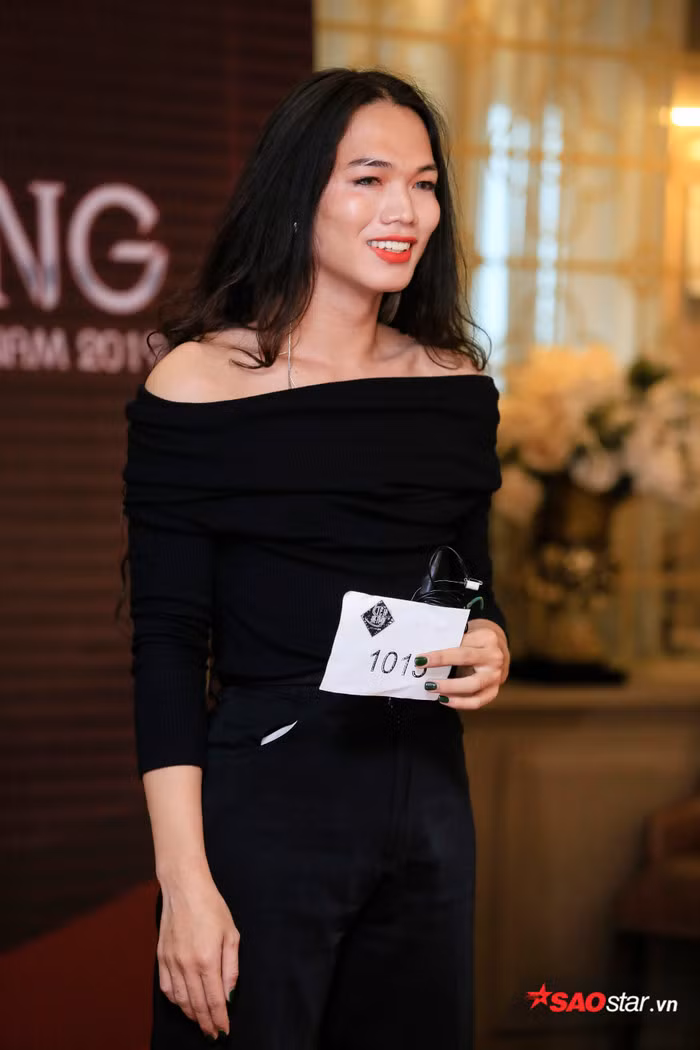Trước khi đăng ký sở khảo Hoa hậu Hoàn vũ Việt Nam, thí sinh chuyển giới 9X này từng gây ấn tượng khi tham gia vòng casting chương trình Siêu mẫu Việt Nam khu vực phía Bắc hồi tháng 7 vừa qua. Ảnh: Saostar.
