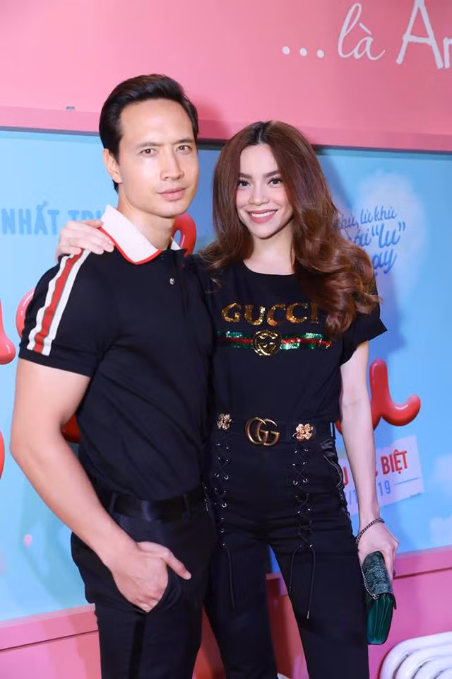 Chứng kiến Cường Đô la - người đàn ông từng gắn bó gần một thập kỷ với Hồ Ngọc Hà có một cái kết đẹp bên Đàm Thu Trang, người hâm mộ Hà Hồ cũng hy vọng nữ hoàng giải trí sớm làm đám cưới với một nửa của mình. Ảnh: FBNV.