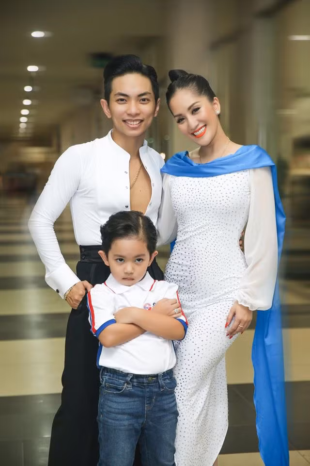 Quý tử nhà vợ chồng kiện tướng dancesport là Nguyễn Minh Cường (tên ở nhà là Kubi), sinh ngày 17/7/2015.