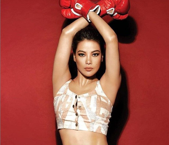 Dù đã bước sang tuổi 43 nhưng Trương Ngọc Ánh vẫn trẻ trung, xinh đẹp và quyến rũ. Ảnh: Instagram, FBNV.