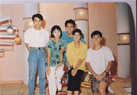 Nhưng cũng nhờ một vai phụ trong bộ phim truyền hình "Anh ấy đến từ giang hồ" bất ngờ tạo nên cơn sốt trên màn ảnh nhỏ năm 1987, Châu Tinh Trì mới có cơ hội đổi đời. Từ năm 1992, phim có Châu Tinh Trì thường nằm trong trong top các bom tấn ăn khách nhất Hong Kong.