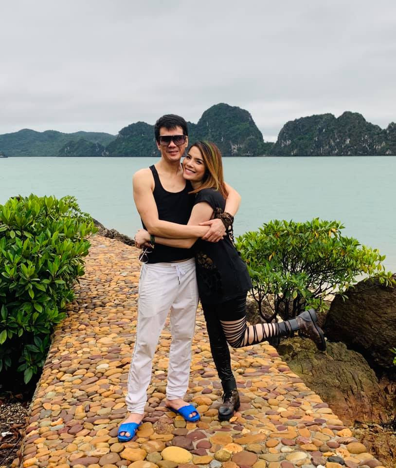 Dù chưa tổ chức đám cưới nhưng Kiều Thanh vẫn sống hạnh phúc với chồng từ khi sinh con.