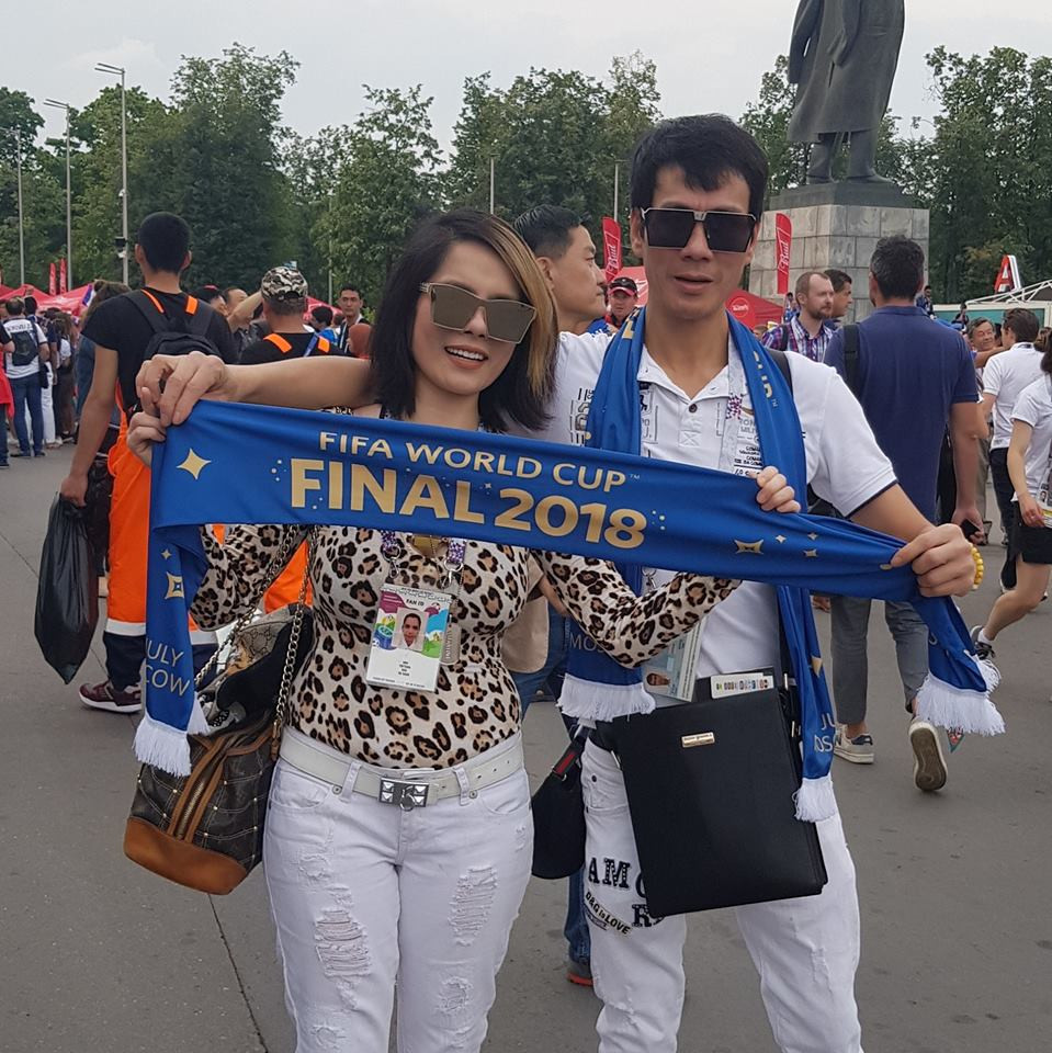 Trên trang cá nhân, nữ diễn viên cũng thường xuyên đăng ảnh tình tứ bên cha của con trai mình.