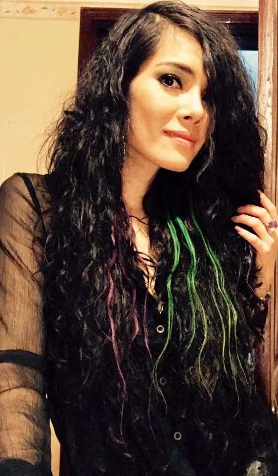 Người vợ cả của chồng không sống chung nhà nhưng vẫn giữ mối quan hệ thân thiết với nữ diễn viên.