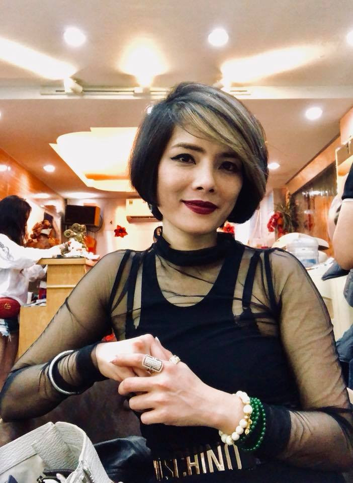 Kiều Thanh ngày càng sành điệu, trẻ trung và quyến rũ hơn.