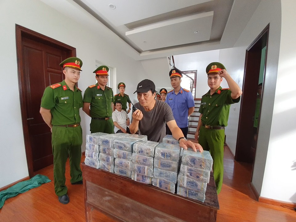 Quy tu dan dien vien cuc dinh NSND Hoang Dung, Viet Anh... “Sinh tu” lieu co hot?-Hinh-5