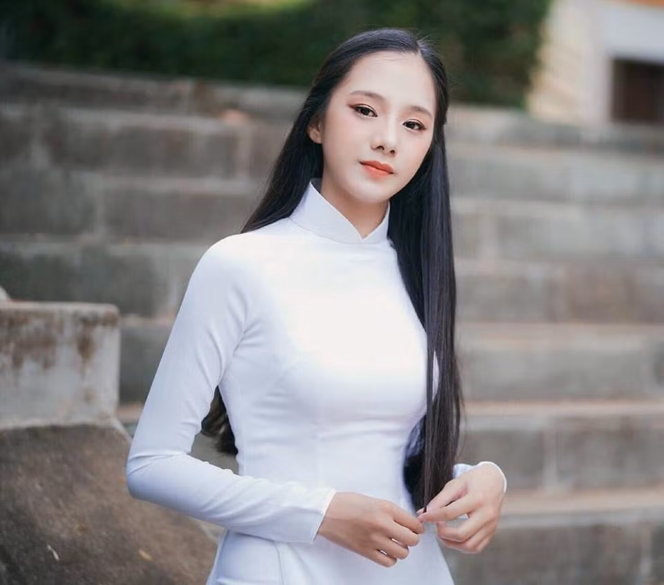 Bích Thùy là gương mặt quen thuộc của các cuộc thi ảnh online.