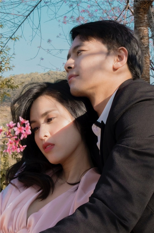 Tình yêu bền vững, cùng nhau vượt qua mọi khó khăn của Tú Vi - Văn Anh khiến nhiều người ngưỡng mộ.