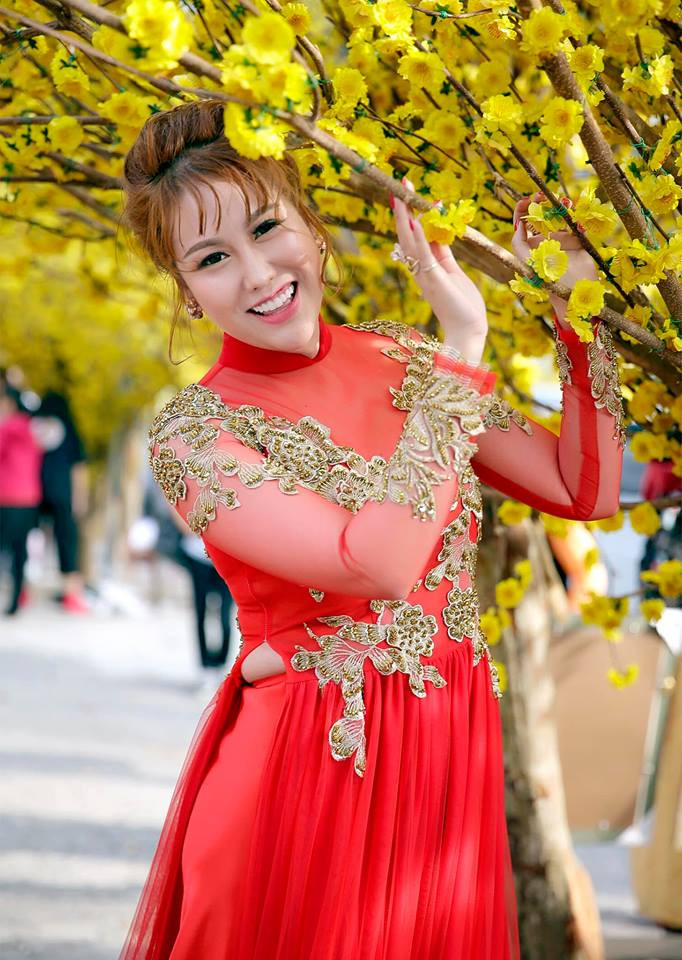 Trái ngược với ồn ào quanh Bảo Duy, Phi Thanh Vân cho thấy dường như cô không còn quá bận tâm đến người cũ khi thường xuyên chia sẻ những khoảnh khắc tươi cười rạng rỡ cùng những triết lý cuộc sống.