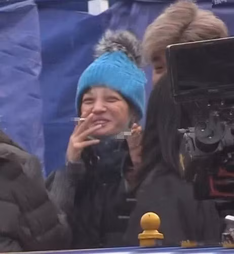 Trieu Vy tung bo anh dep xuat than o tuoi U50