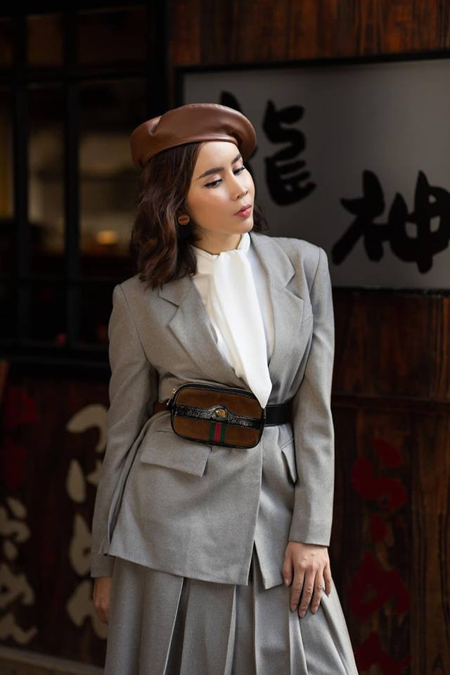 Không chỉ đẹp lên nhờ "dao kéo", nữ ca sĩ còn nâng tầm đẳng cấp trong phong cách thời trang, khác hẳn với hình ảnh "lỗi thời" trong quá khứ.