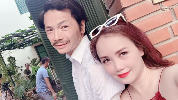 Phân đoạn này của cô Xuyến trong "Về nhà đi con" khiến những khán giả quan tâm đến cuộc sống đời tư của nữ diễn viên phải thừa nhận: Quả thật Đào Hoàng Yến ngoài đời có tình duyên trắc trở như trong phim! Ảnh: FBNV.