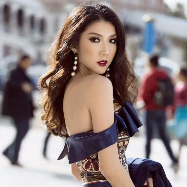 Siêu mẫu Ngọc Quyên ly hôn với bác sĩ Việt kiều Richard Lê vào năm 2018, sau 4 năm chung sống. Cô duy trì cuộc sống làm mẹ đơn thân trên đất Mỹ và tập trung phát triển lĩnh vực kinh doanh mỹ phẩm.