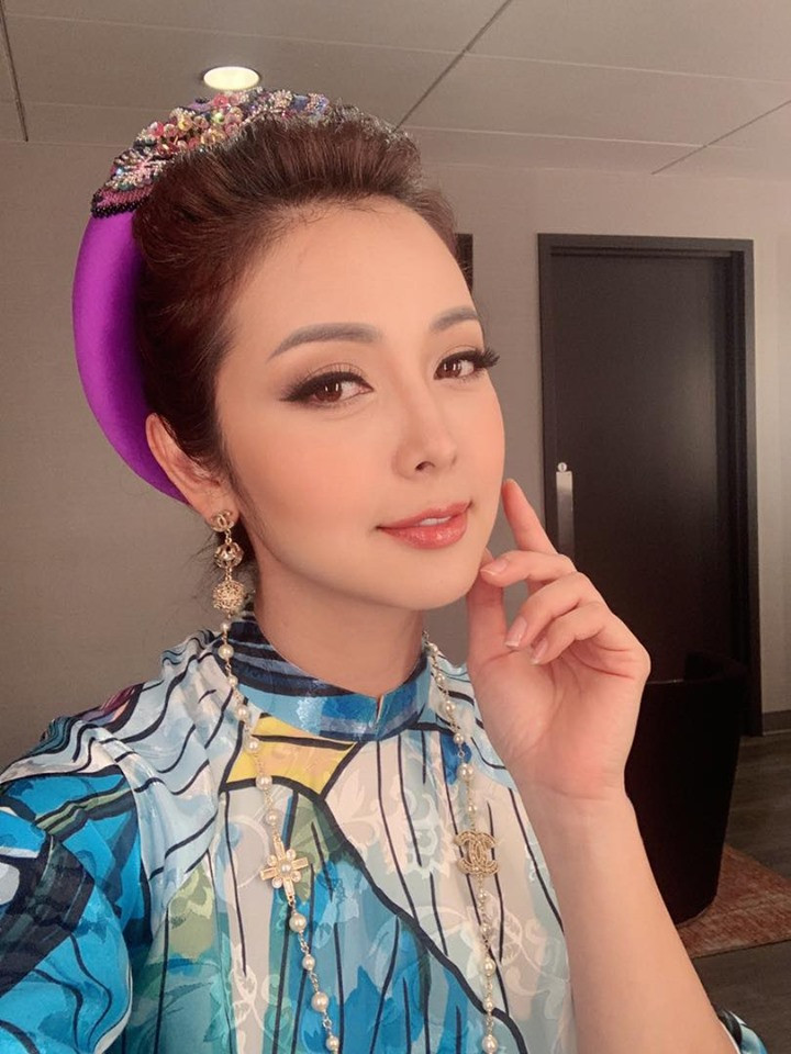 Mang bau lan thu 4, voc dang Jennifer Pham van “ngon” nhu gai xuan-Hinh-2