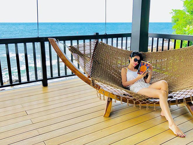 Ở tuổi 34, Thủy Tiên đã có tất cả những thứ từ nhan sắc xinh đẹp, giàu sang đến hạnh phúc mà nhiều người ao ước. Ảnh: FBNV.