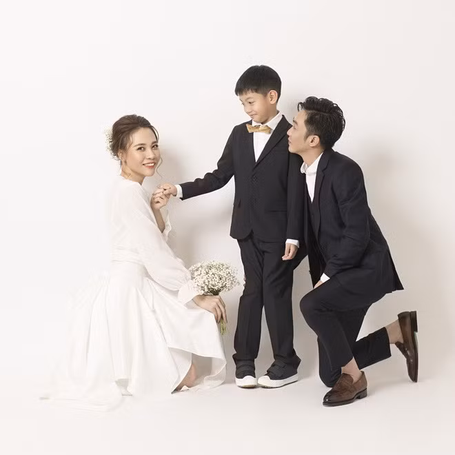 Trước đó, Subeo cũng xuất hiện trong bộ ảnh cưới của Cường Đô la - Đàm Thu Trang.